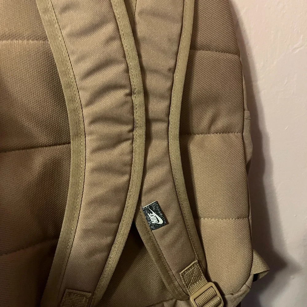 Nike backpack - Picture 3 of 4